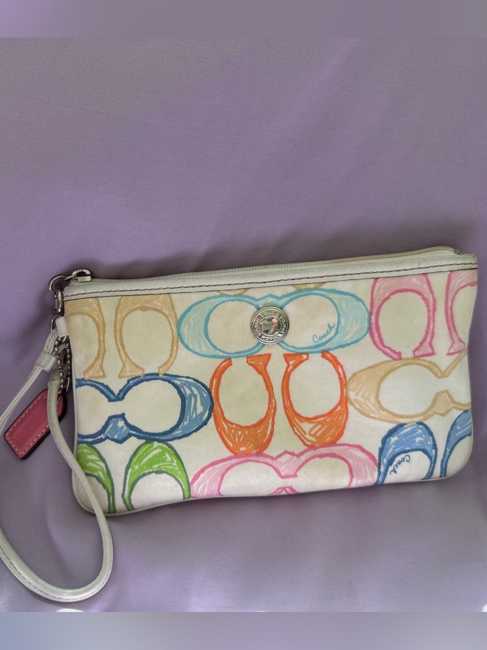 Coach Multicolor Signature Canvas Wristlet - Colorful Print
